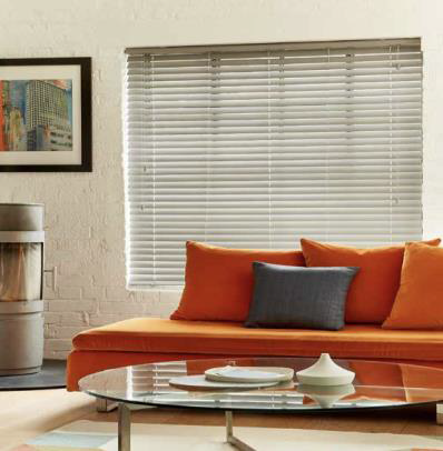 VENETIAN BLINDS image 1